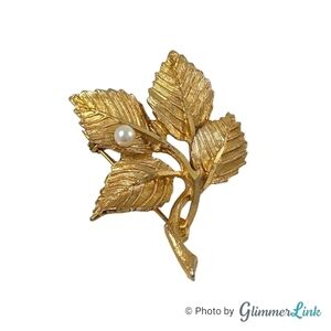 Vintage BSK Textured Four Leaves Branch Faux Pearl Mid Century Gold Tone Brooch